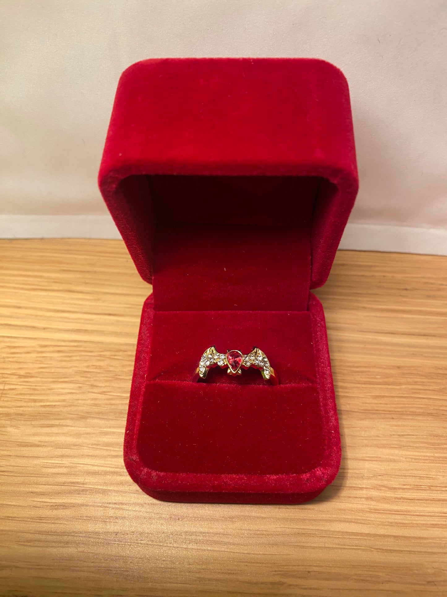 MetalAttitude Gothic Bat Ring - Stylish Alternative Fashion Jewelry